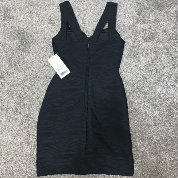 Hailey Logan by Adrianna Papell Body Con Dress - Picture 4 of 5